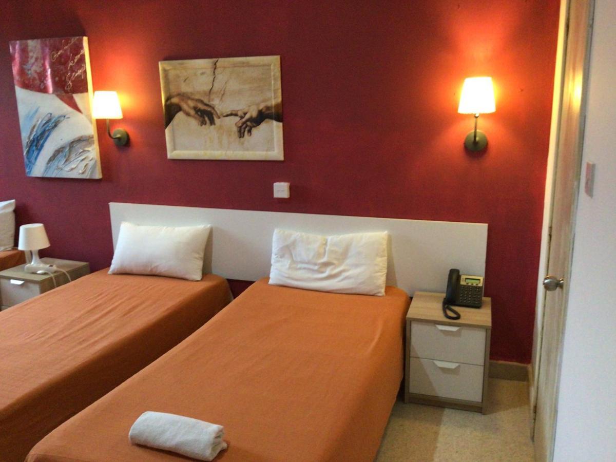 Whitestar Guesthouse Salina Екстер'єр фото