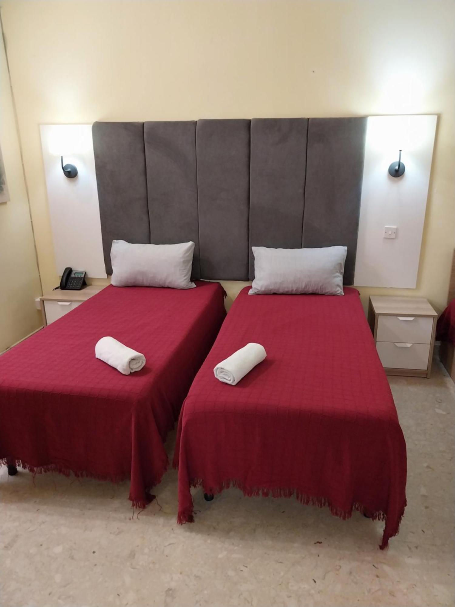 Whitestar Guesthouse Salina Екстер'єр фото