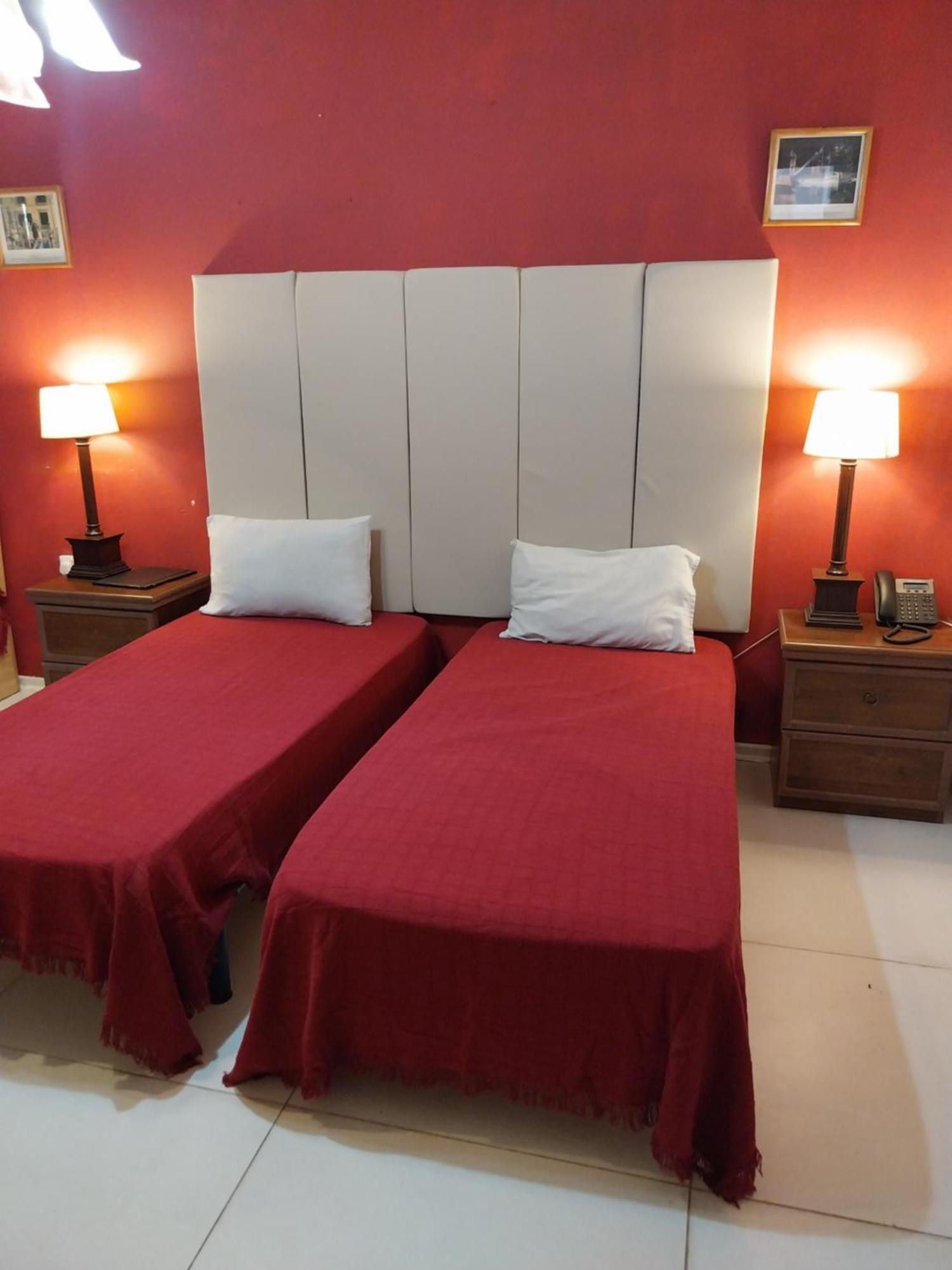 Whitestar Guesthouse Salina Екстер'єр фото