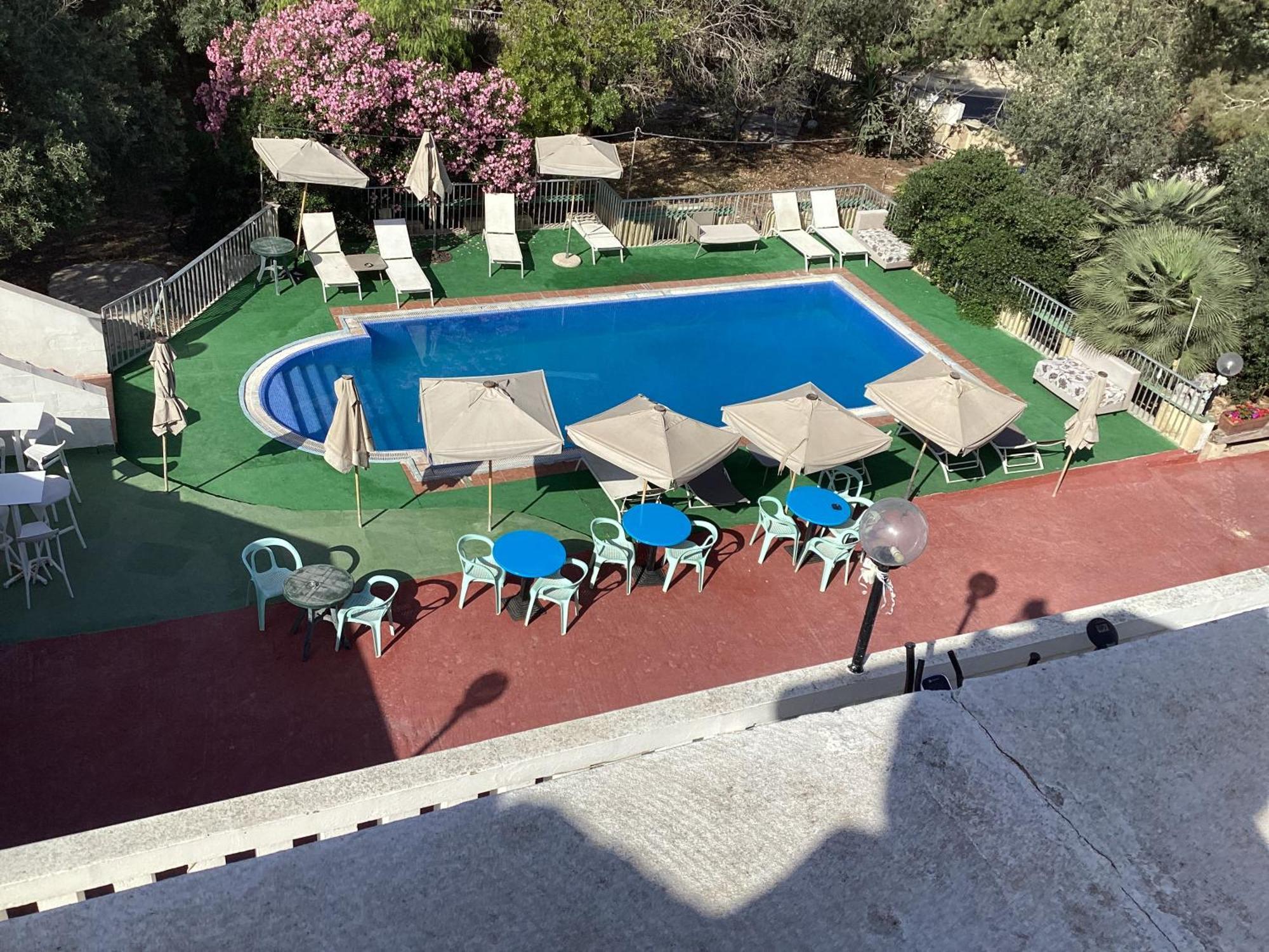 Whitestar Guesthouse Salina Екстер'єр фото