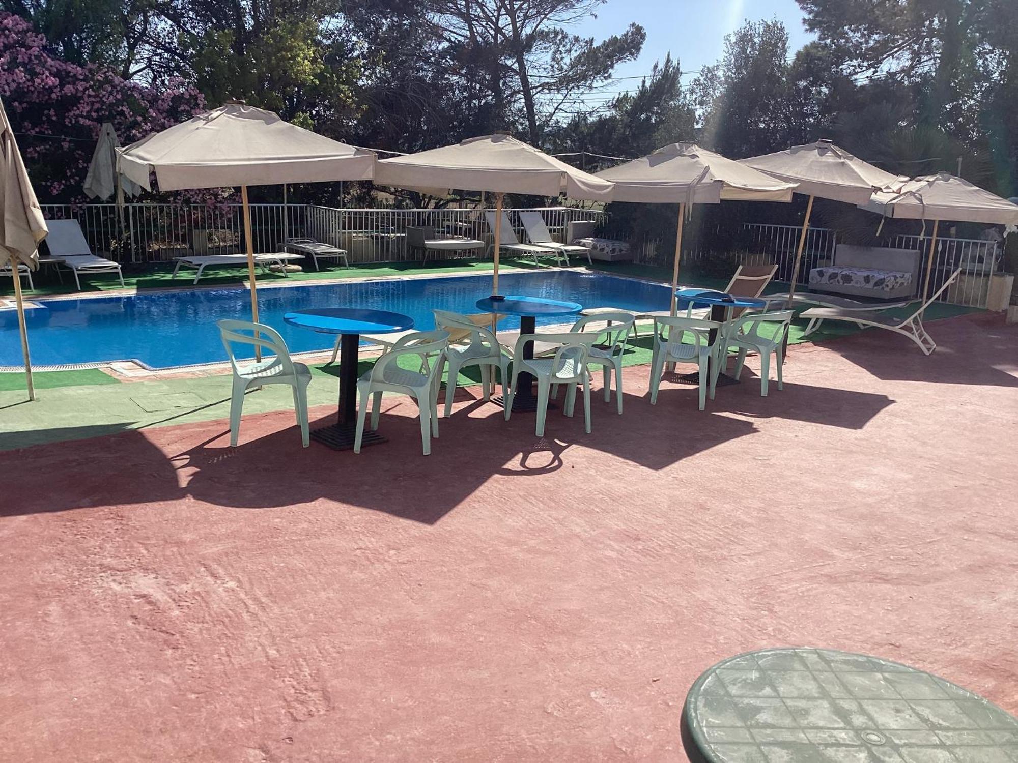 Whitestar Guesthouse Salina Екстер'єр фото