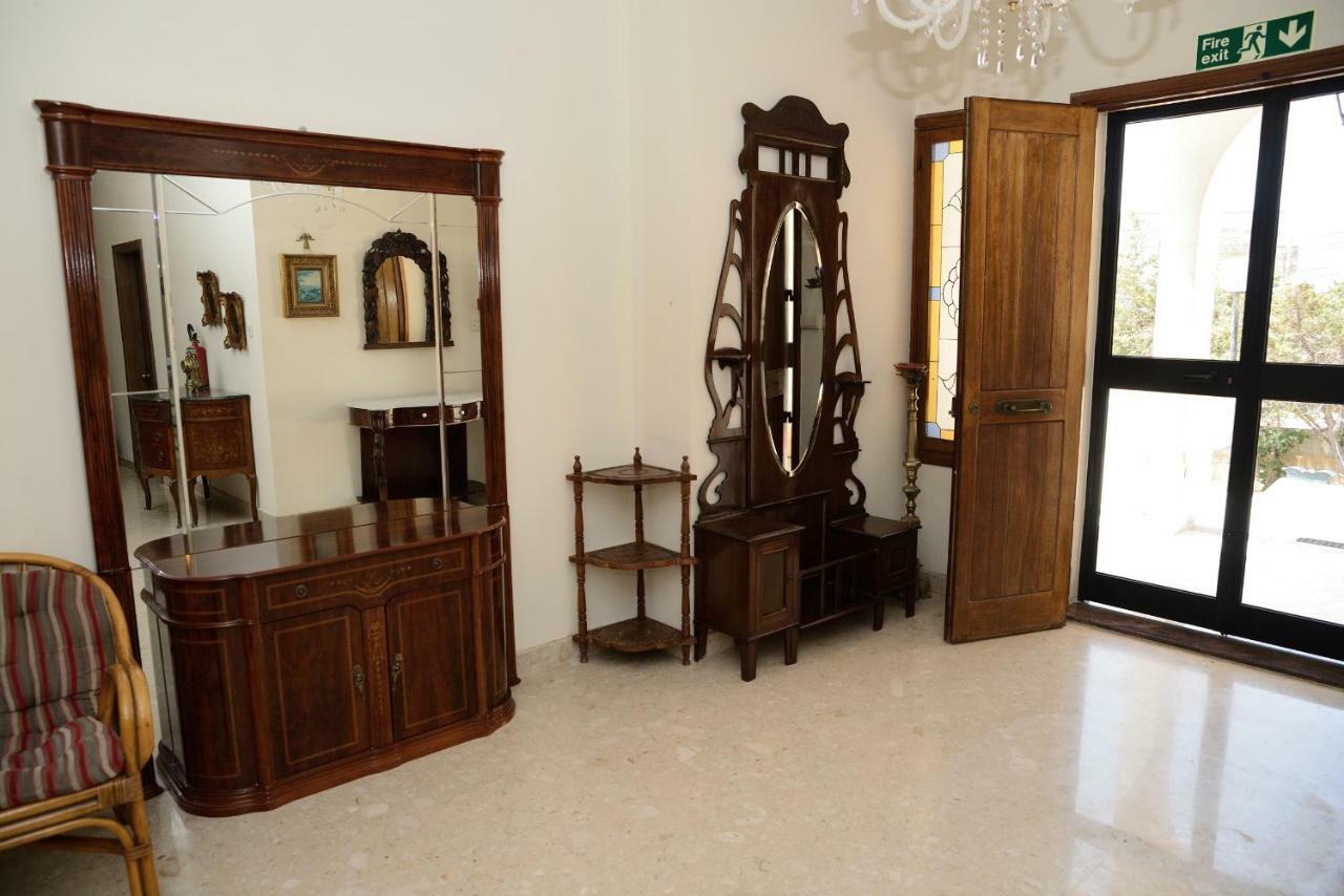Whitestar Guesthouse Salina Екстер'єр фото