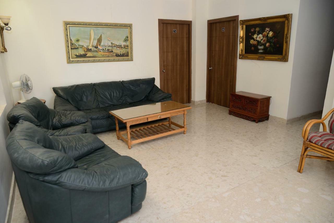 Whitestar Guesthouse Salina Екстер'єр фото
